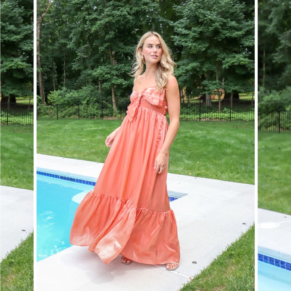 METALLIC BOW DETAIL MAXI DRESS